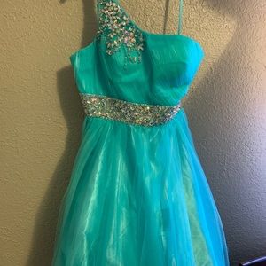 Formal dress, homecoming dress, quinceañera dress